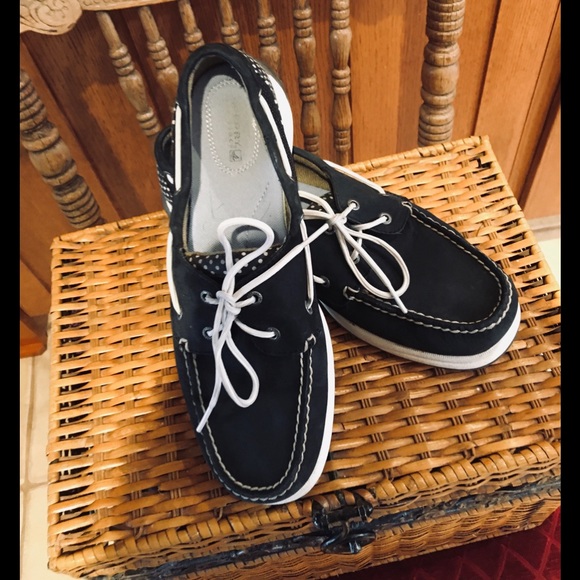 sperry leather upper